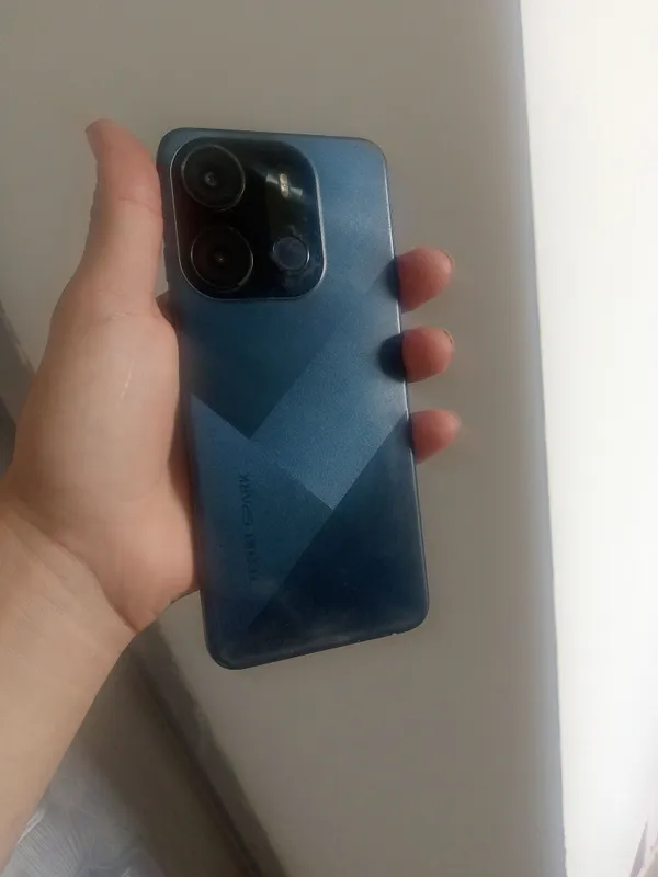 tecno Spark — фото 1