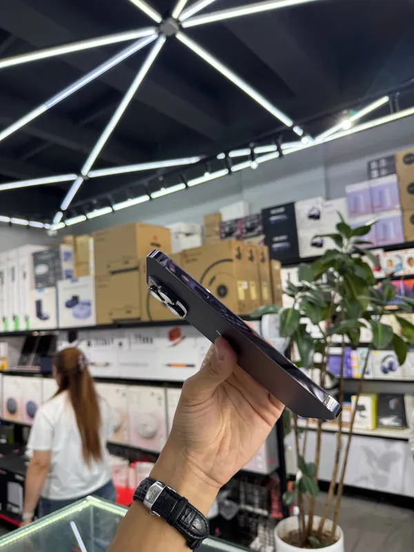 iPhone 14 Pro Max 2 iPhone 14 Pro Max 2
