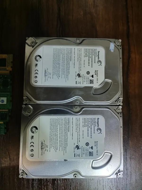 Hard disk 2dona, operativka 5dona — фото 2