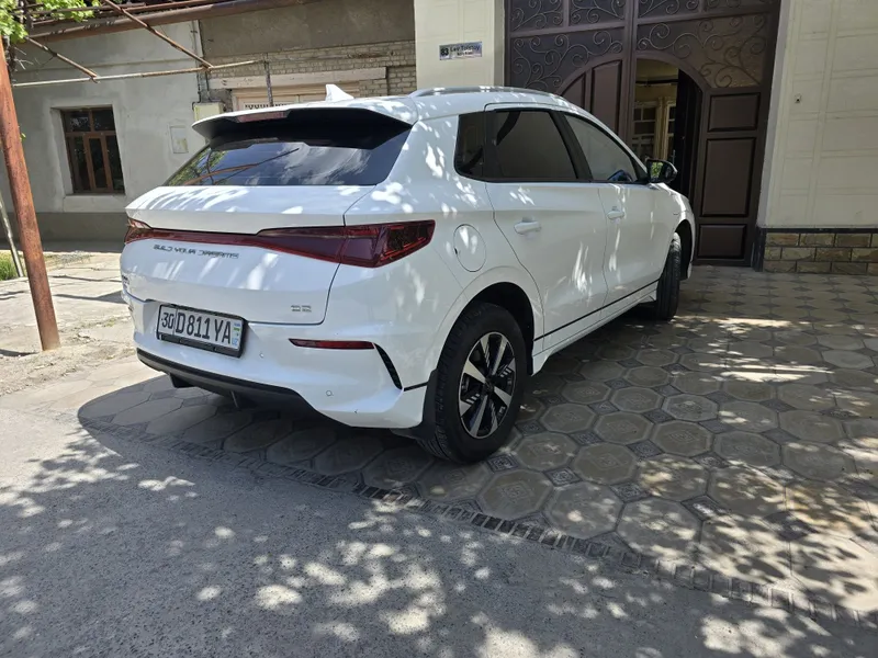 Byd e2 luxury с запасом хода 400 km — фото 3
