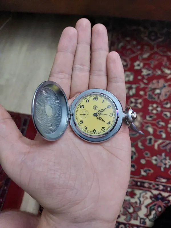 Наручные часы Молния