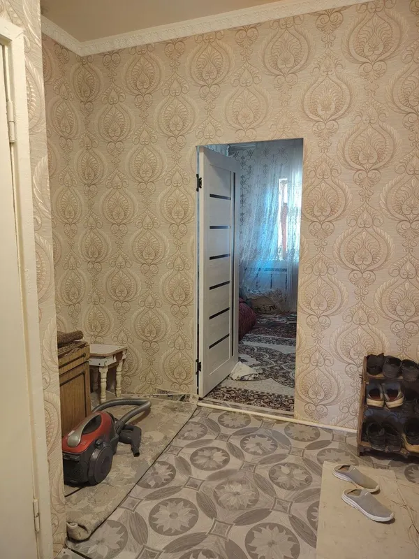 Продаётся Квартира 2х ком 4 этаж в Гульбахоре 4 Продаётся Квартира 2х ком 4 этаж в Гульбахоре 4