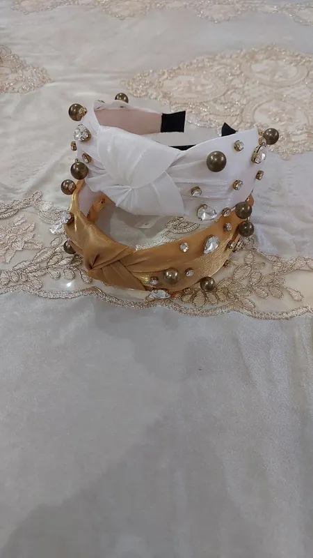 Sotiladi abadok qizlaniki