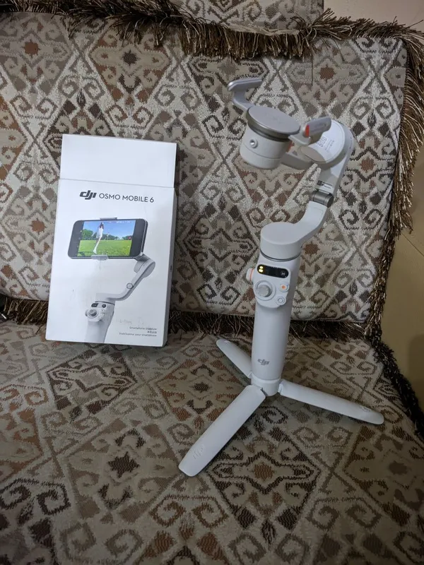 DJI Osmo Mobile 6