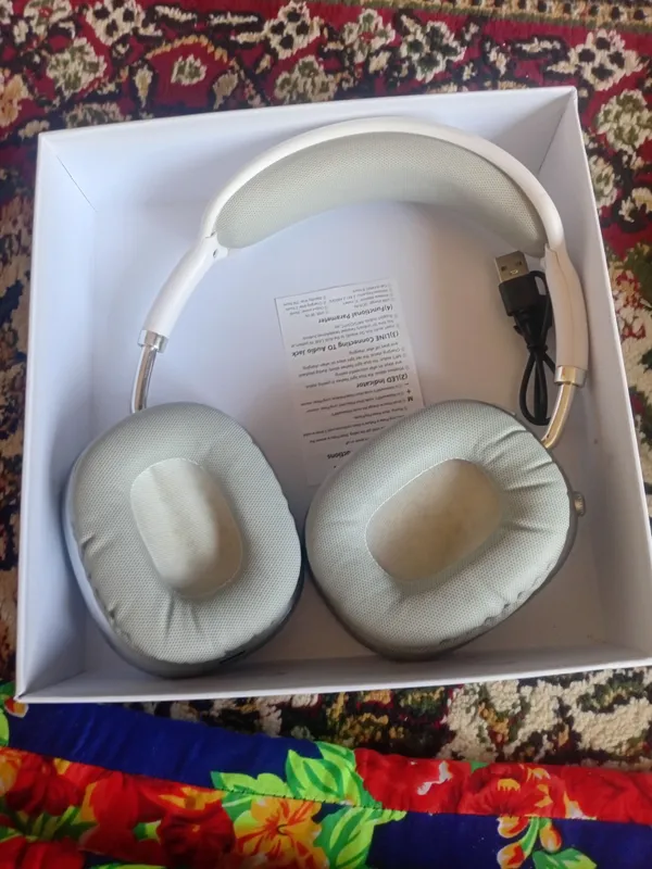 AIRPODS MAX