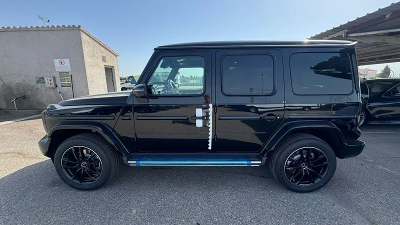 Mercedes Benz AMG G 450 8 Mercedes Benz AMG G 450 8