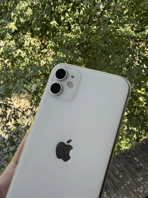Iphone 11 White 128 GB 3 Iphone 11 White 128 GB 3