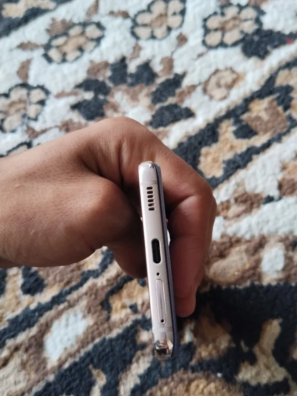 Samsung s21 5g srochna sotiladi 4