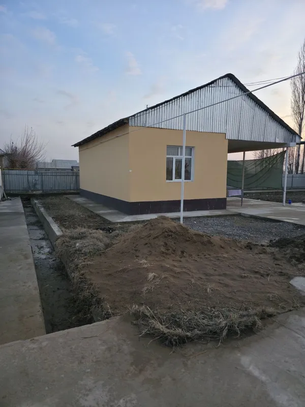 Zafarga uch kilometr Dalvarzin birinchi savxozda uchaska sotiladi. 5 Zafarga uch kilometr Dalvarzin birinchi savxozda uchaska sotiladi. 5