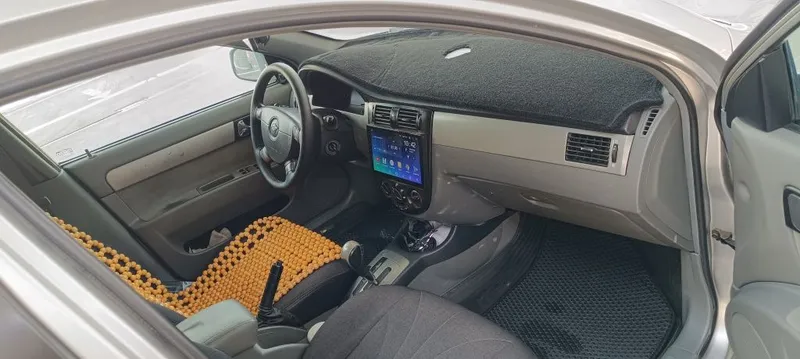 Daewoo Gentra... 5