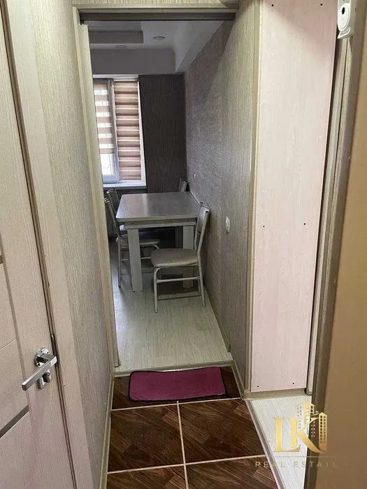 Продаётся 1-комнатная квартира, 26 м², 2/5, Мирабадский район (ориентир: парк Фурката) 4