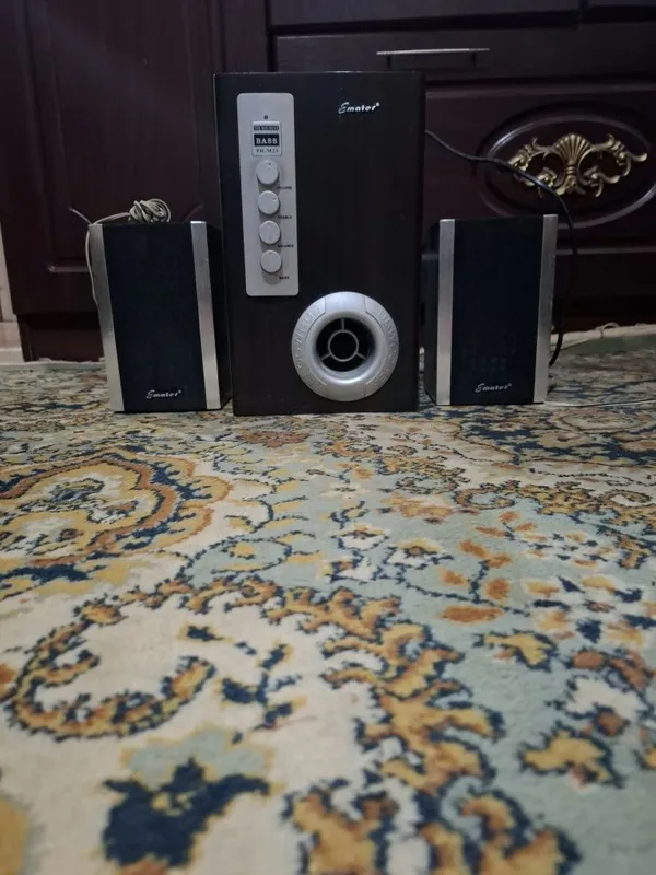 Продаётся сабуфер с колонками