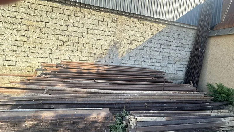 Продам б/у российские трубы, уголки в отличном состоянии! 3 Продам б/у российские трубы, уголки в отличном состоянии! 3