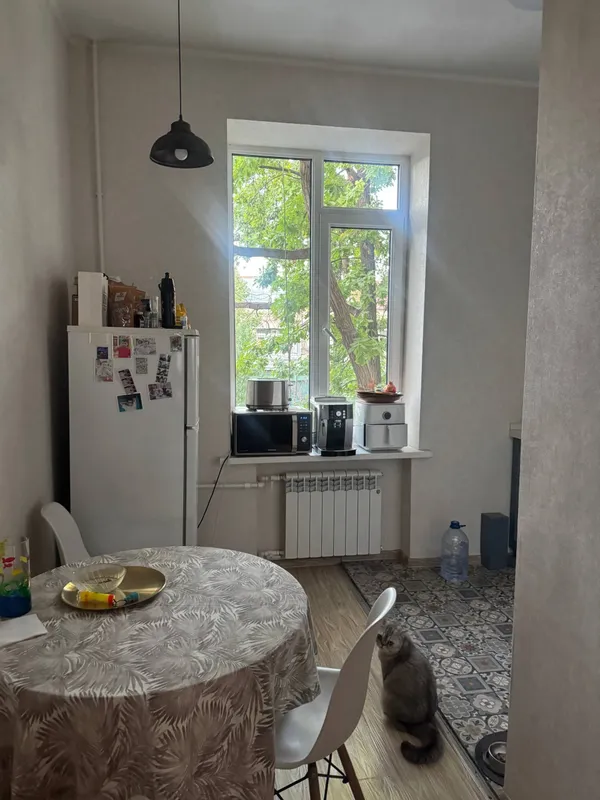 Чиланзар 1 квартал 2/4/4 высокие потолки, ориентир Verona 2