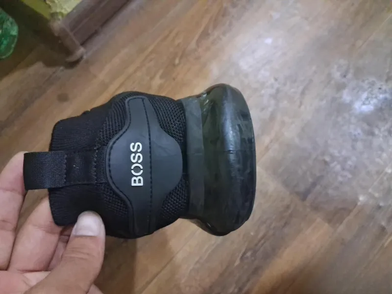 Erkaklar uchun BOSS krossovkalari, original, qora 3 Erkaklar uchun BOSS krossovkalari, original, qora 3
