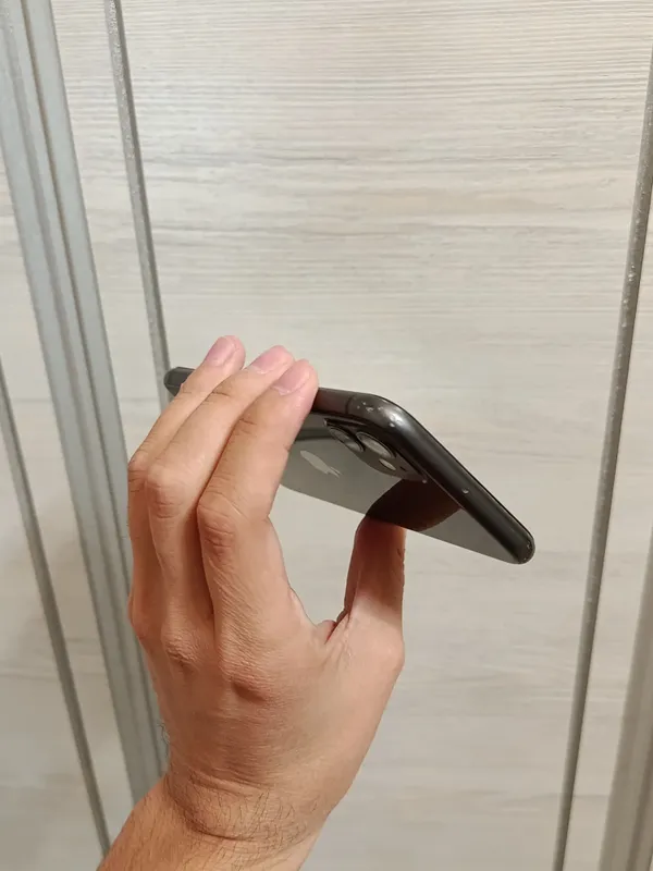 iPhone 11 srochno 5