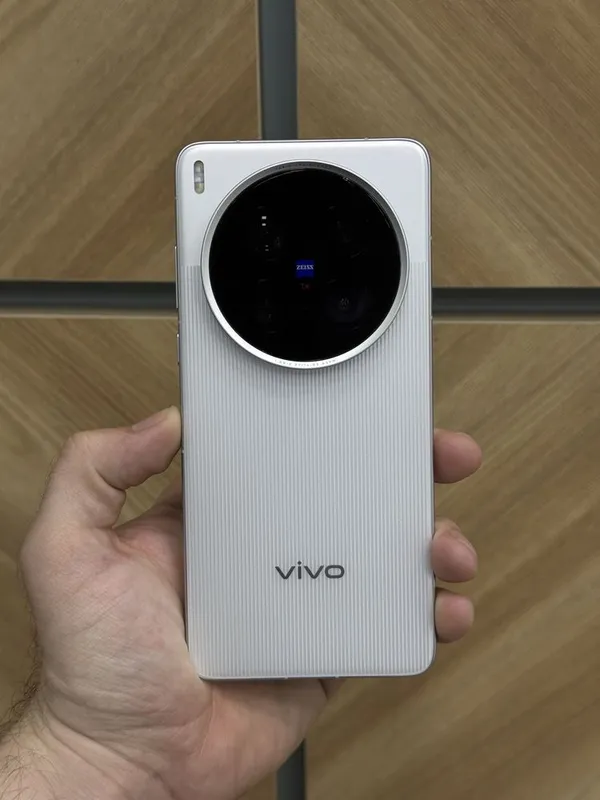 Vivo X200 Ultra 16/512GB Full China — фото 1