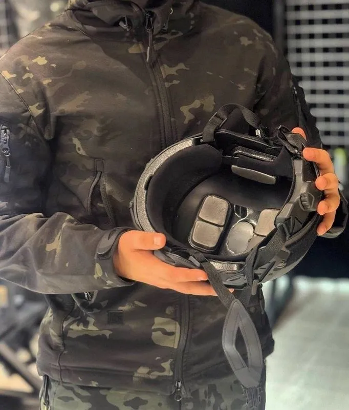 Airsoft kaska страйкболний Каска helmet 2 Airsoft kaska страйкболний Каска helmet 2
