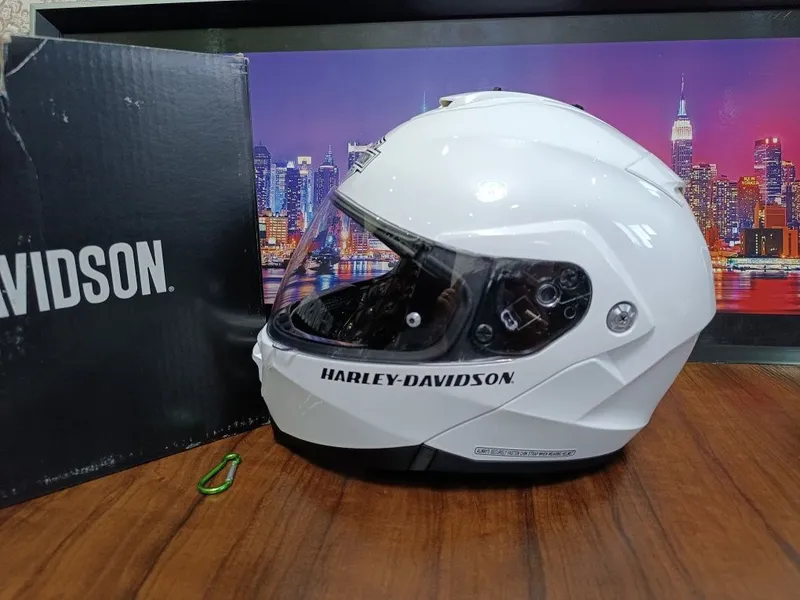 Мото шлем от Американского бренда HARLEY DAVIDSON H 24 1 Мото шлем от Американского бренда HARLEY DAVIDSON H 24 1