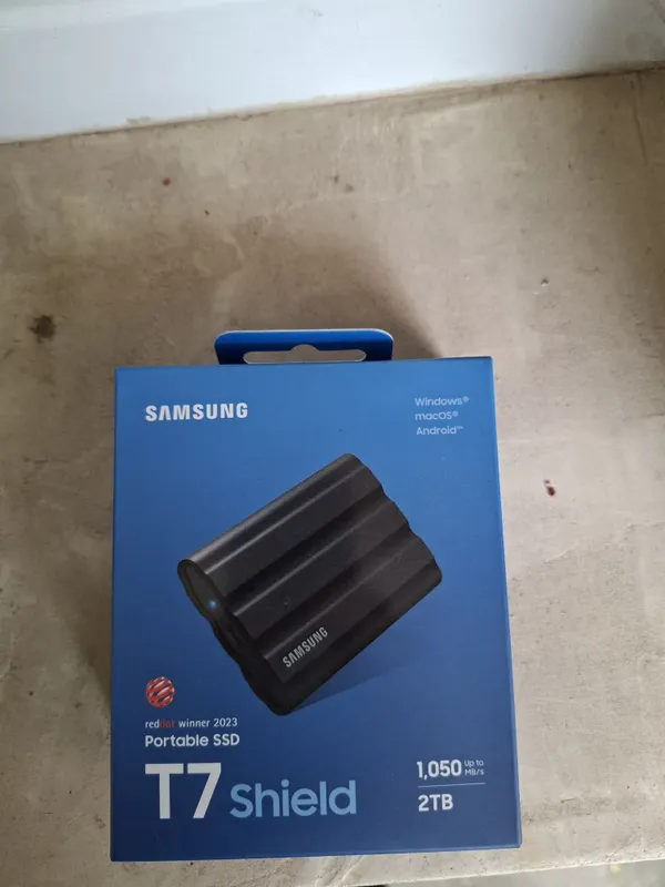SSD Samsung T7 shield 2tb