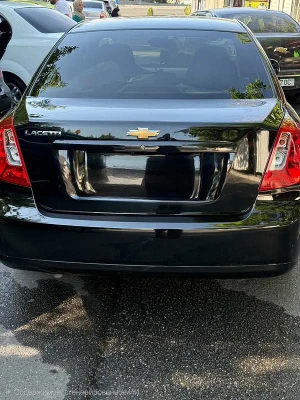 Chevrolet lacetti gentra 3