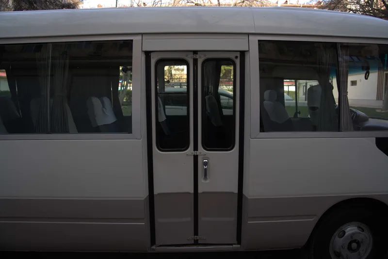 Встреча и проводы с аэропорта и экскурсия по Ташкенту Toyota Coaster — фото 1