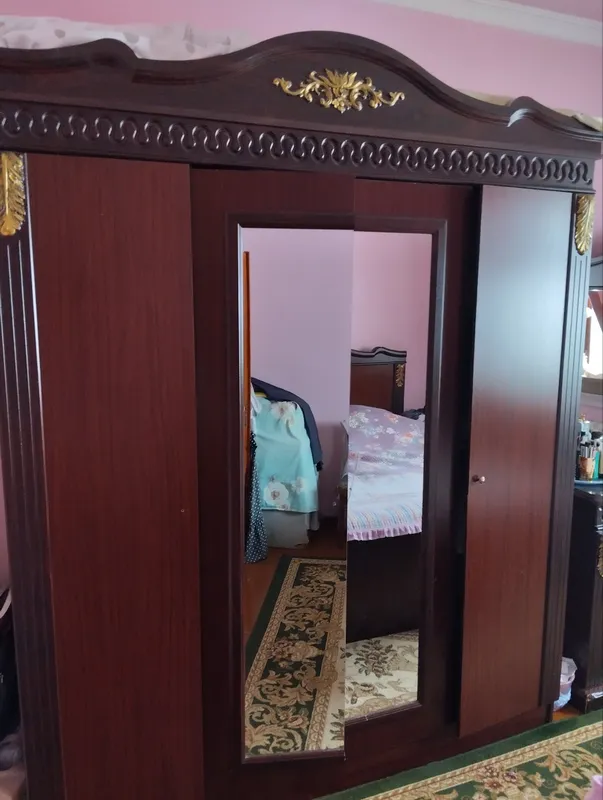 Спальный гарнитур