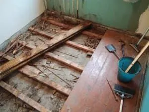 Демонтаж деревянного ПОЛА.Вывоз мусора.Оперативно и качественно ! — фото 1