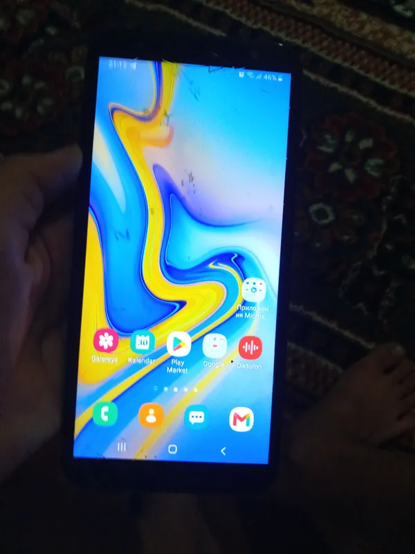 samsung j6+ 32 Gb hamma joyi zo'r ekran singan