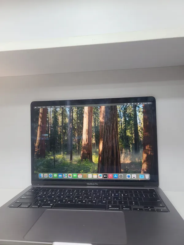 Macbook Pro 2020 — фото 3