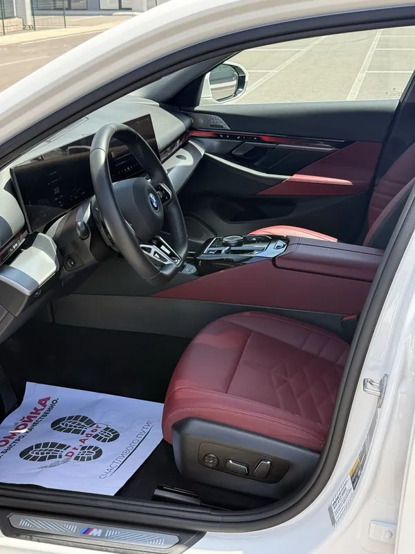 Bmw i5 35L 2024-Yil 15.700 yurgan +dop option 360kamera Harman Kardon 7 Bmw i5 35L 2024-Yil 15.700 yurgan +dop option 360kamera Harman Kardon 7