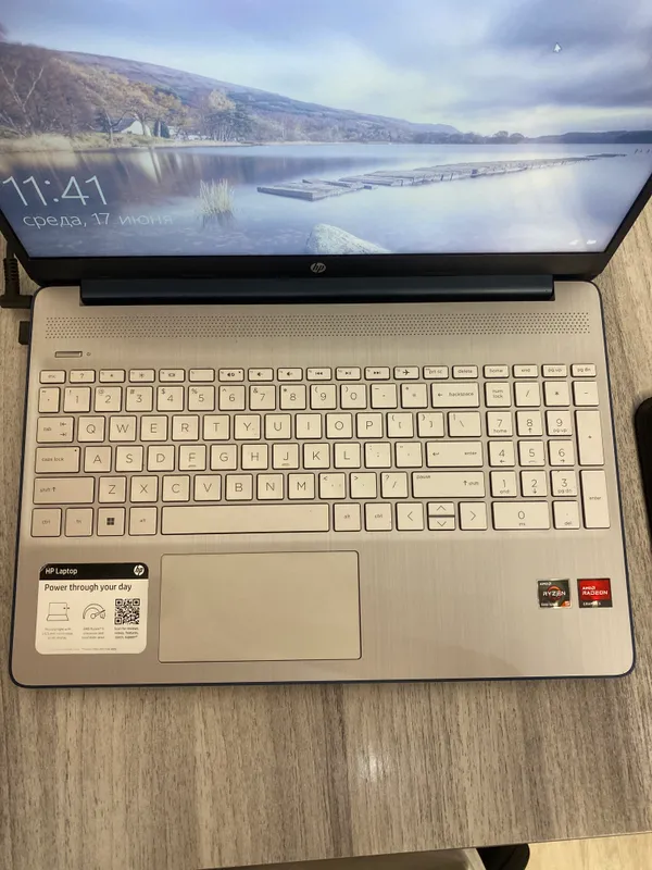 Noutbuk HP Laptop 15-ef2xxx — фото 1