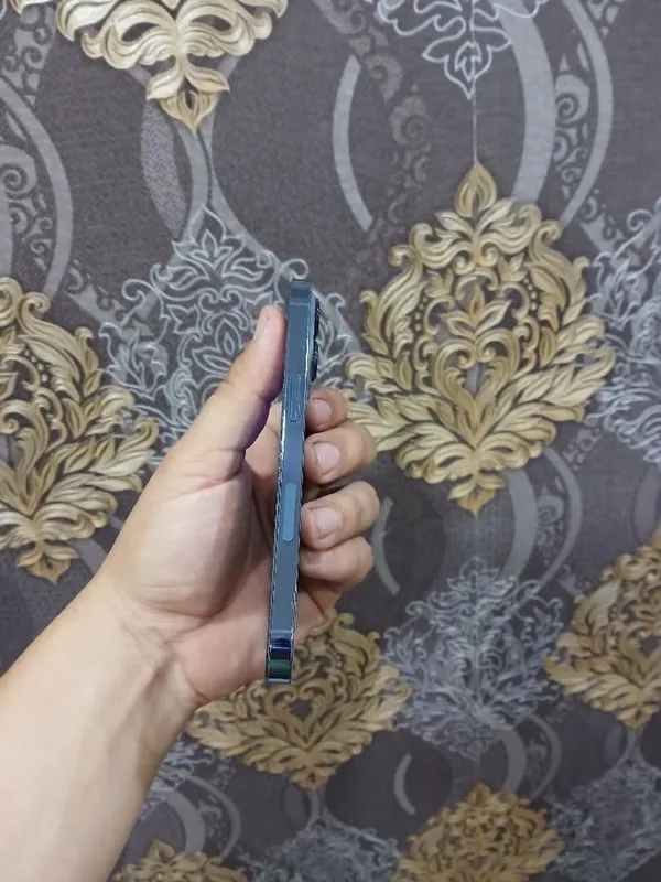 Iphone 13pro sotiladi 2 Iphone 13pro sotiladi 2