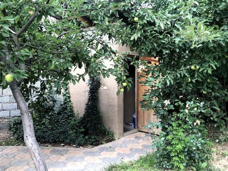 Oqtosh dacha hamma sharoiti bor garbati mostdan ko'tarilganda 6