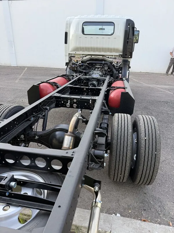 ISUZU СНЖ 82 PL Заводской газ 2026 янги 3