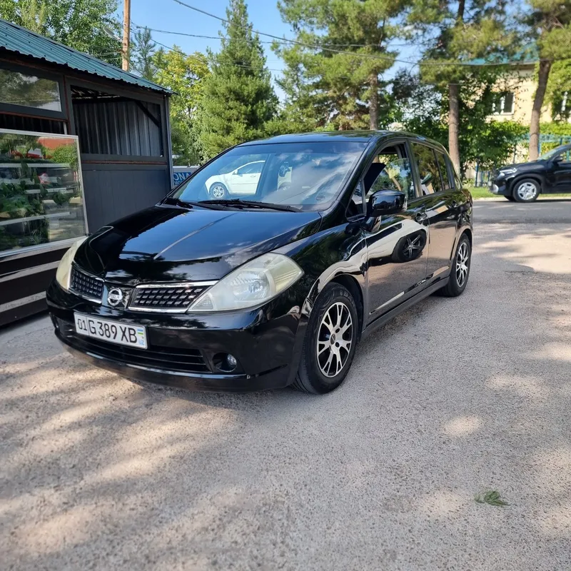 Nissan Tiida 2008