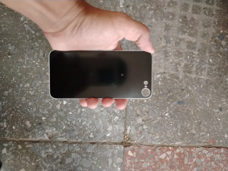 iphone 8 orqa kirishka 2 iphone 8 orqa kirishka 2