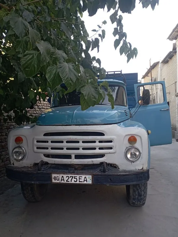 Zil. 130. Sotiladi 1