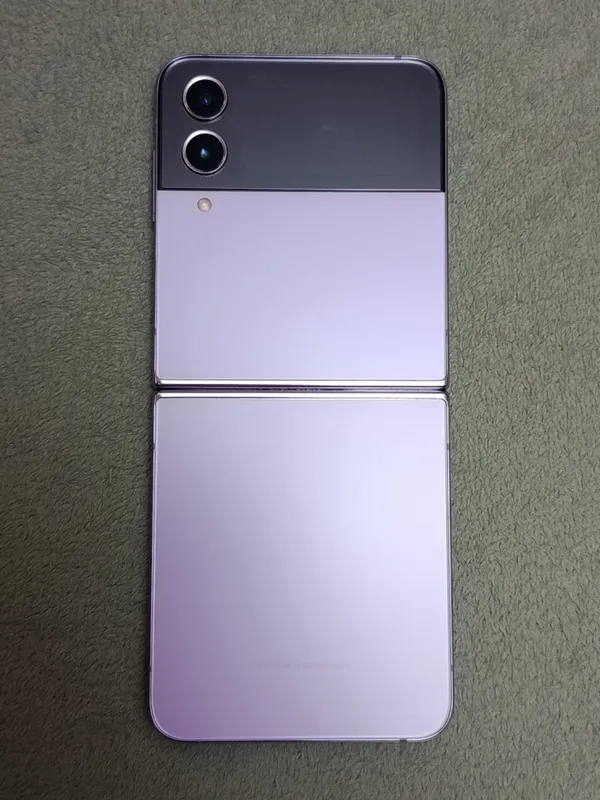 Galaxy flip 4 8/256 Корея 1 Galaxy flip 4 8/256 Корея 1