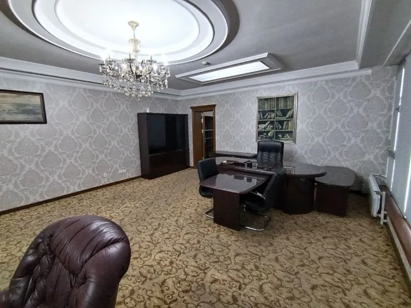 Аренда под офис 2 комната, С Мебелью! 88кв.м Алайский! 2200у.е