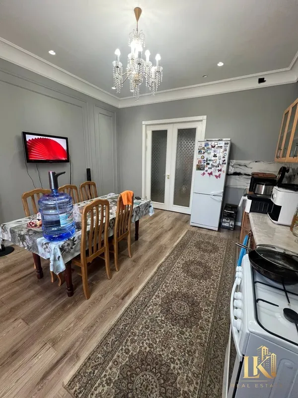 Продаётся 4-комнатная квартира в ЖК London (новостройка) 9