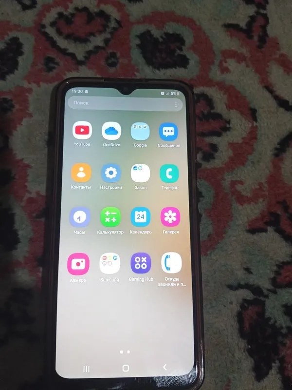 Продоется Samsung A12