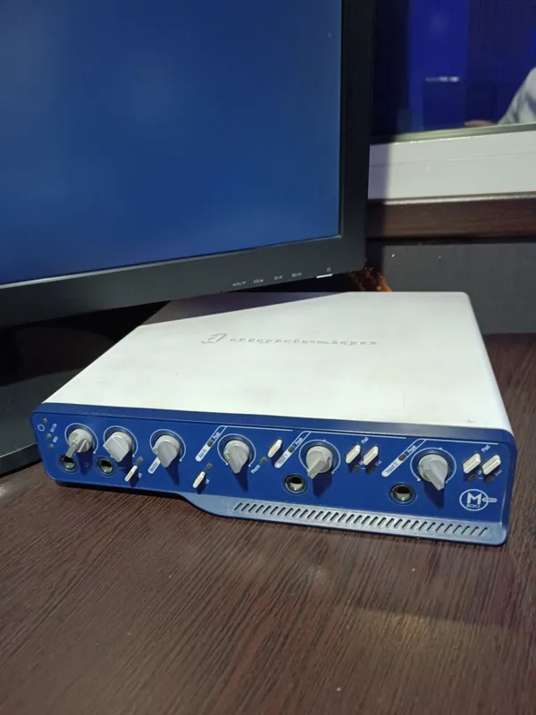Продам звуковую карту MBOX 2 PRO Продам звуковую карту MBOX 2 PRO