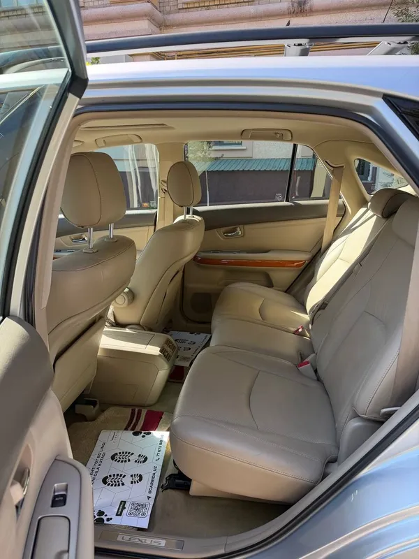 Срочно продается автомобиль Lexus RX 350 6 Срочно продается автомобиль Lexus RX 350 6