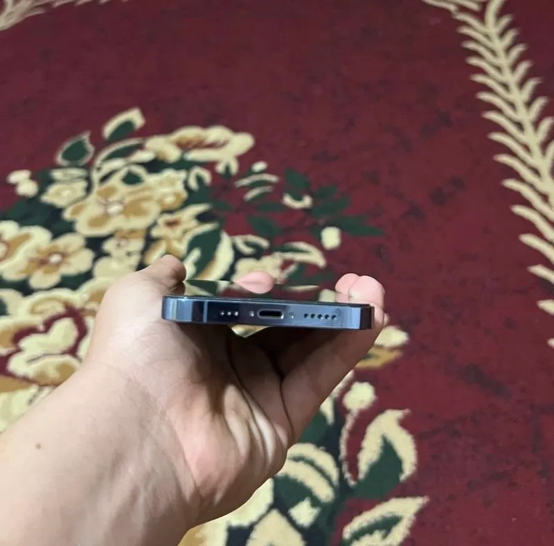 iphone 13pro 256gb LL/A 4