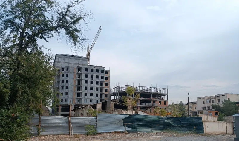 Продам дом в центре Ферганы, под застройку, бизнес, ТЦ Флагман