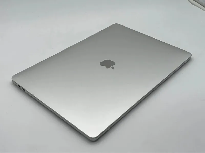 Apple MacBook Pro 16" 2019 i9/ 16GB/ 512GB SSD/ Retina/ Zo'r xolatda — фото 4