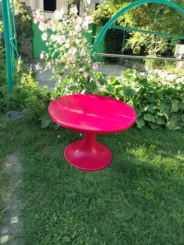 Продам садовый стол б/у — фото 1