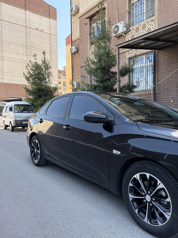 Monza 1.5 atmasafernin toza bor qola mashin — фото 3