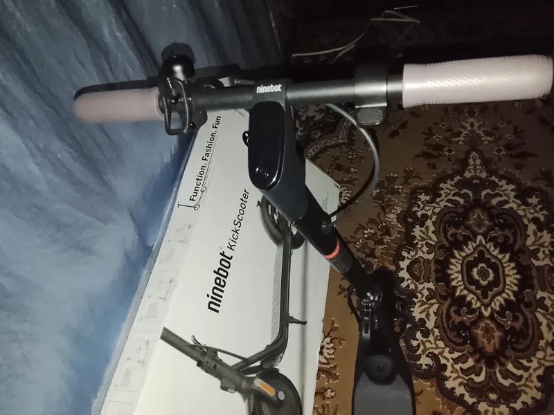 Ninebot Kickscooter 6 Ninebot Kickscooter 6